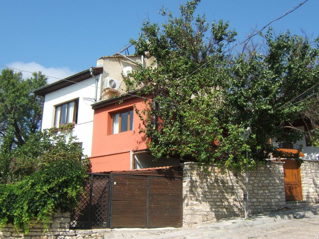 Regina'S Guesthouse Balchik Luaran gambar