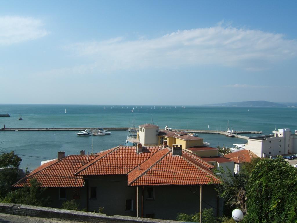 Regina'S Guesthouse Balchik Luaran gambar